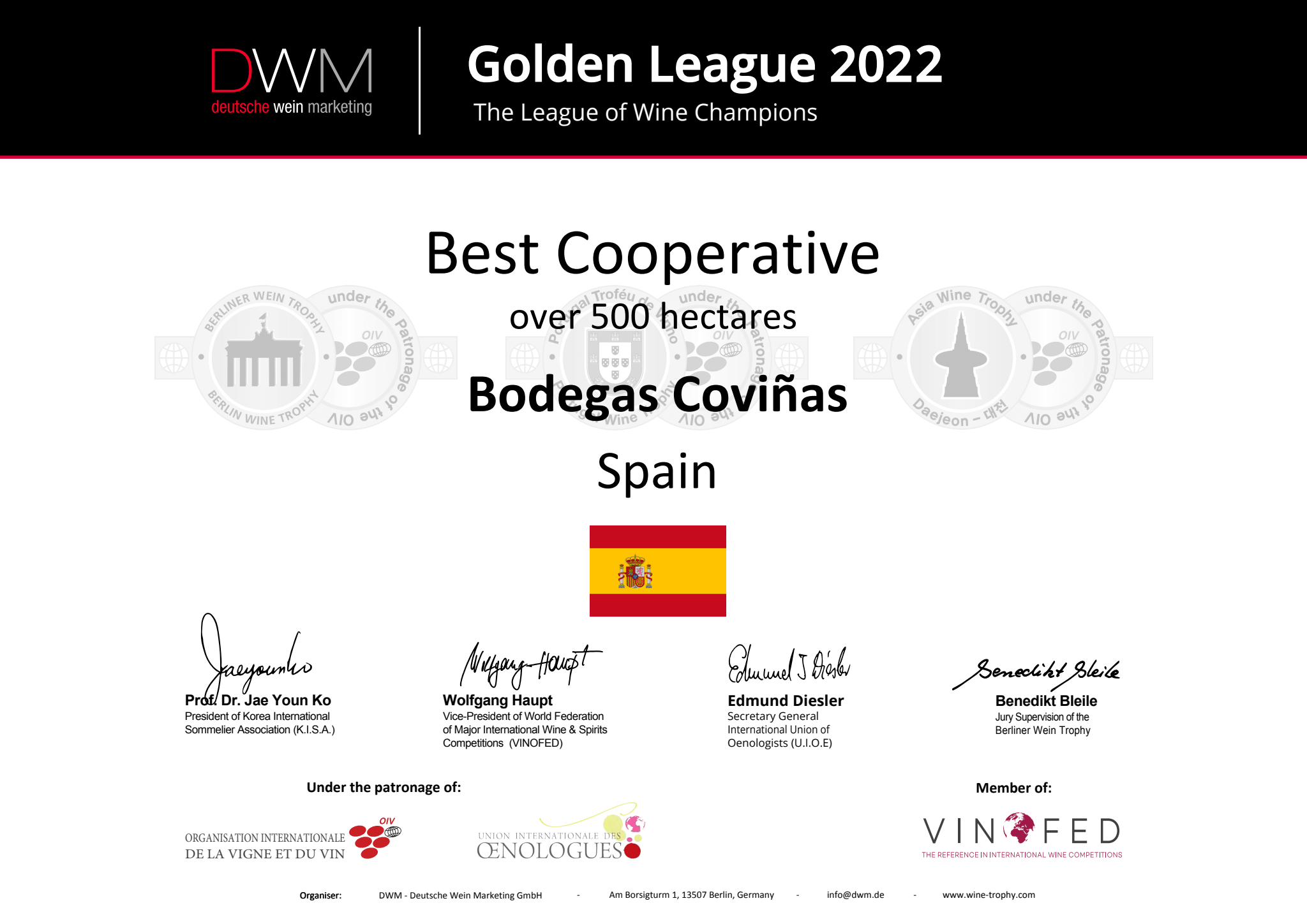 Golden League 2022 — Best Cooperative · Bodegas Coviñas